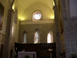 interno della
abbazia di Valvisciolo
(10885 bytes)